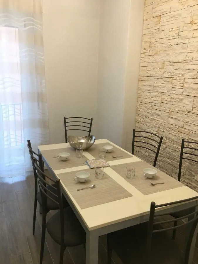 Murari Bra Lounge Daire Verona