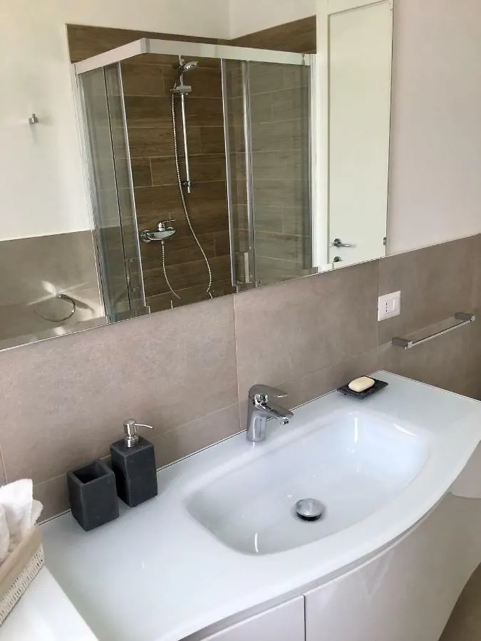 Murari Bra Lounge Daire Verona